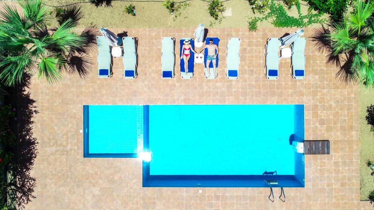 Villas Louloudaki Loutra Екстериор снимка