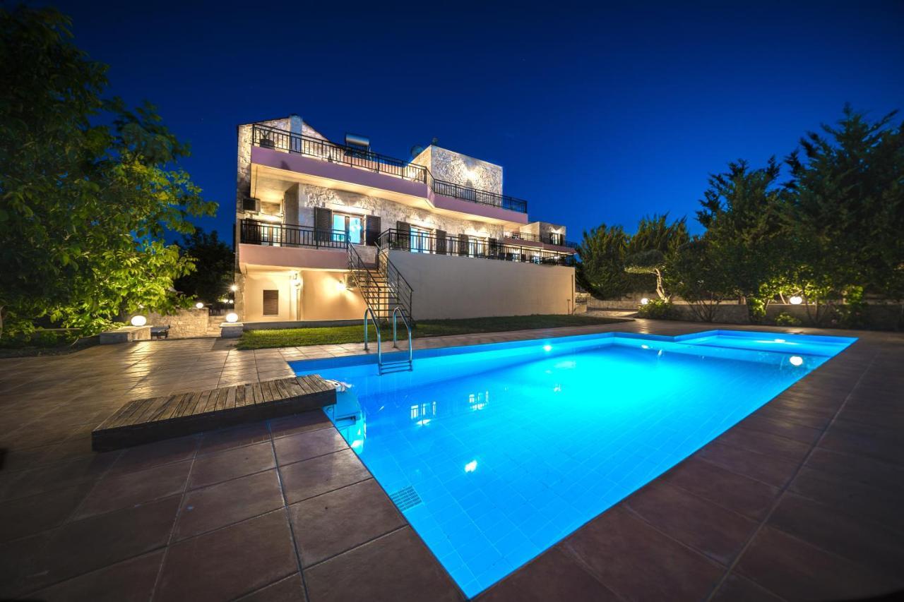 Villas Louloudaki Loutra Екстериор снимка