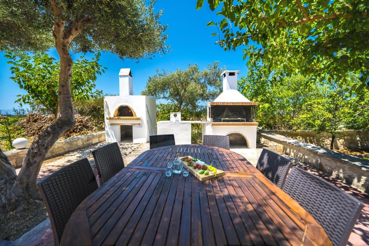 Villas Louloudaki Loutra Екстериор снимка