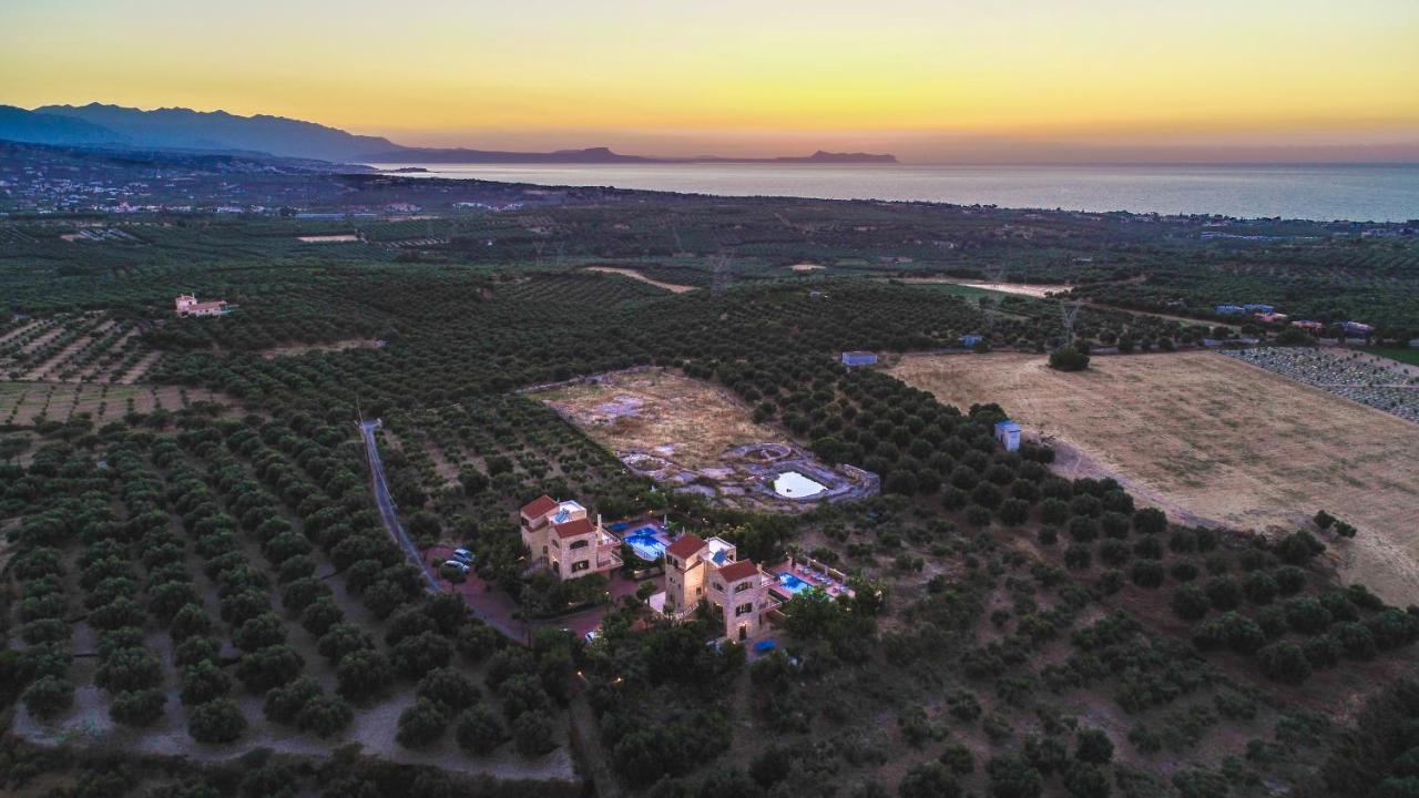Villas Louloudaki Loutra Екстериор снимка
