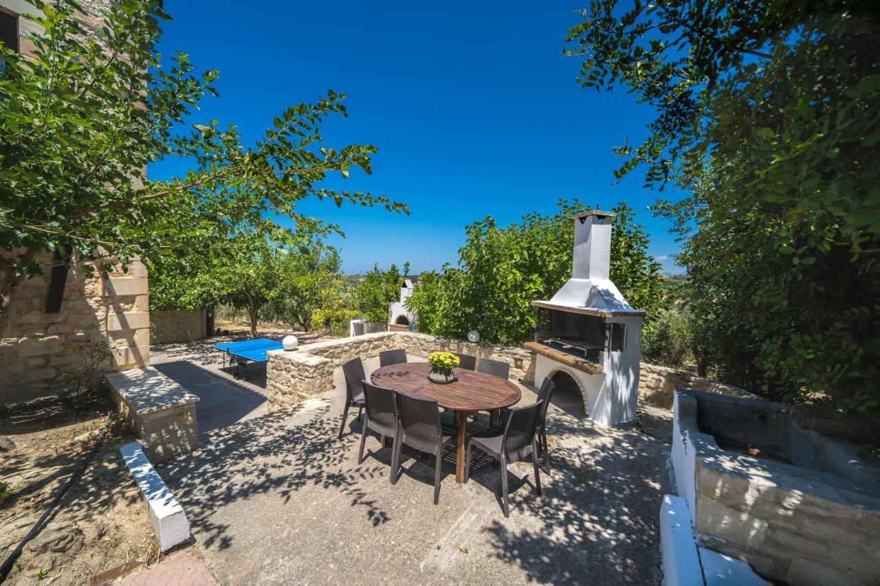 Villas Louloudaki Loutra Екстериор снимка