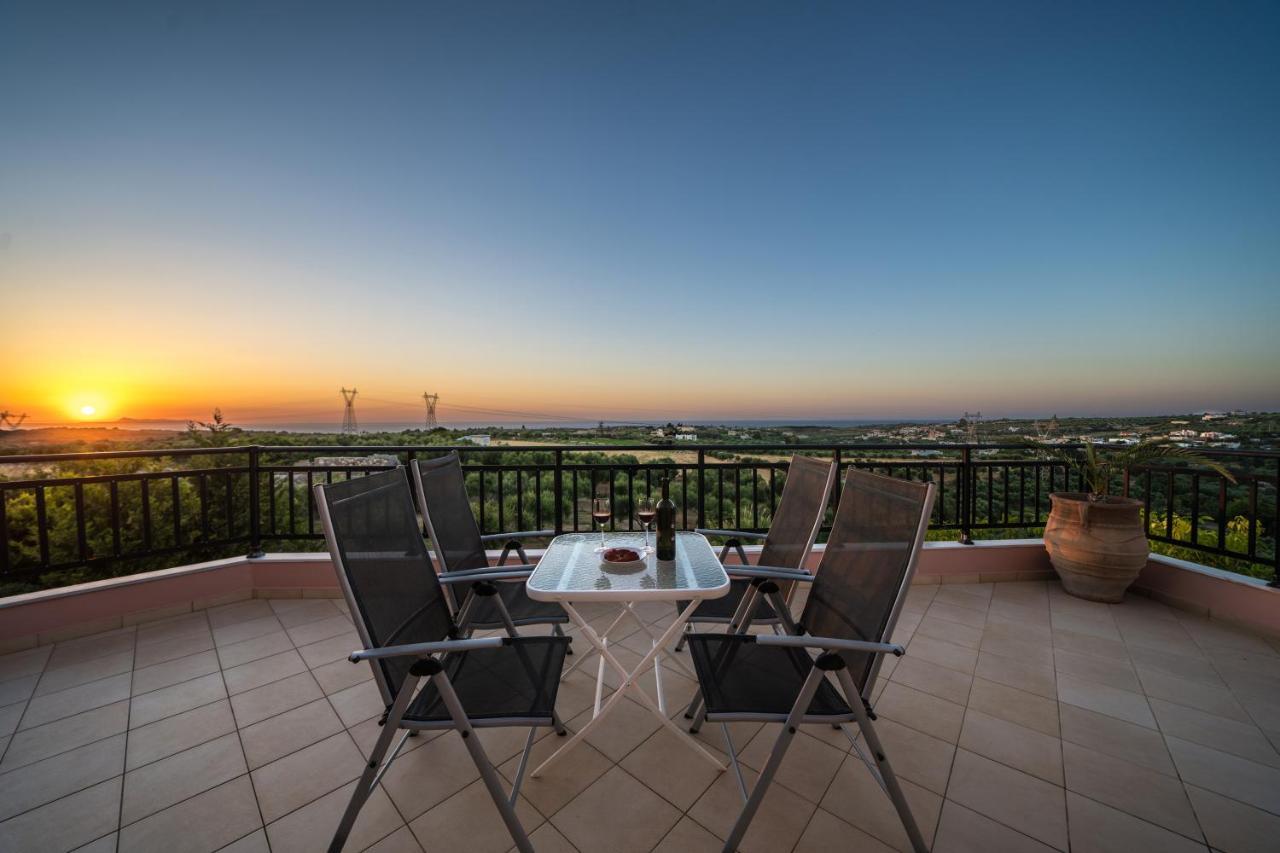 Villas Louloudaki Loutra Екстериор снимка