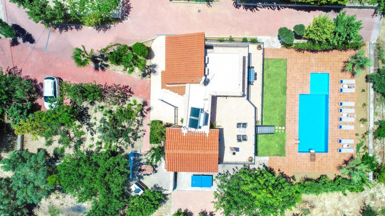 Villas Louloudaki Loutra Екстериор снимка
